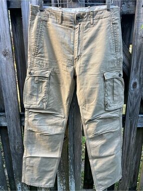 Levi's Men's Olive Khaki Straight Chinos